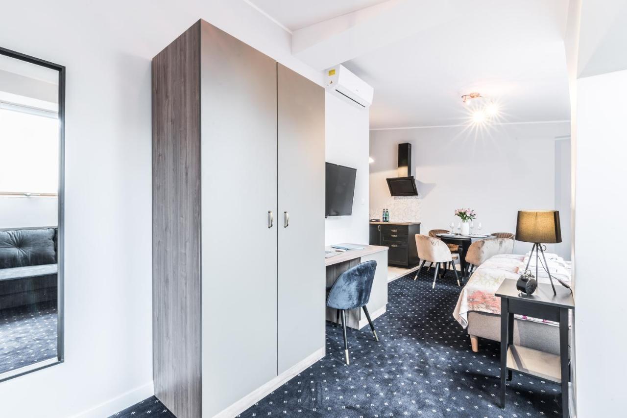 Serenity Aparthotels - Old Town Poznan By Friendly Apartments 외부 사진