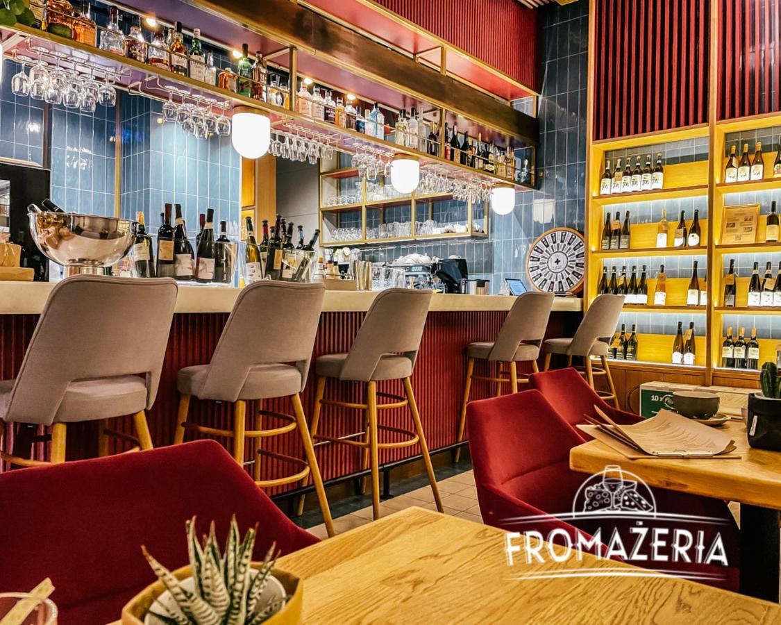 Serenity Aparthotels - Old Town Poznan By Friendly Apartments 외부 사진
