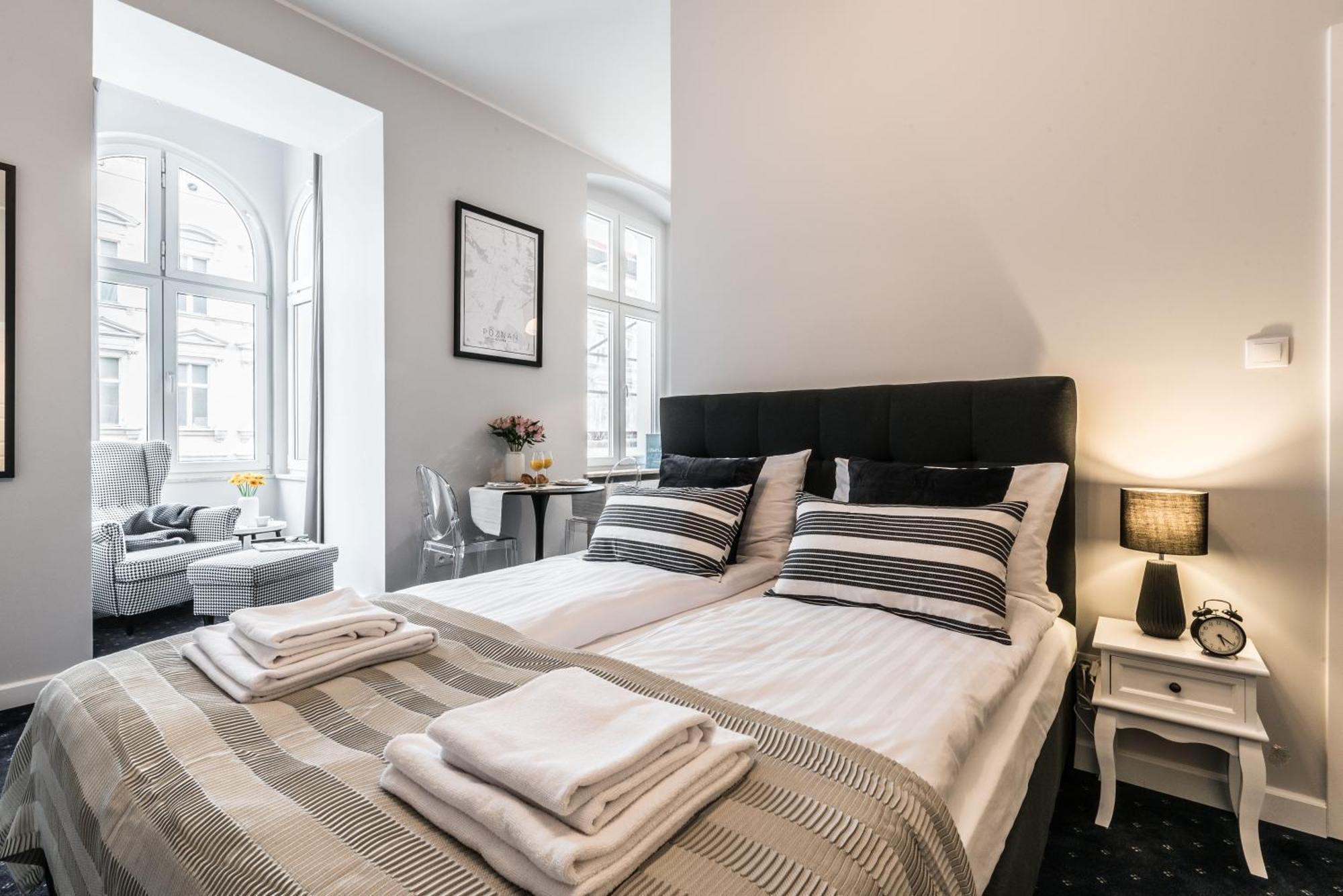 Serenity Aparthotels - Old Town Poznan By Friendly Apartments 외부 사진